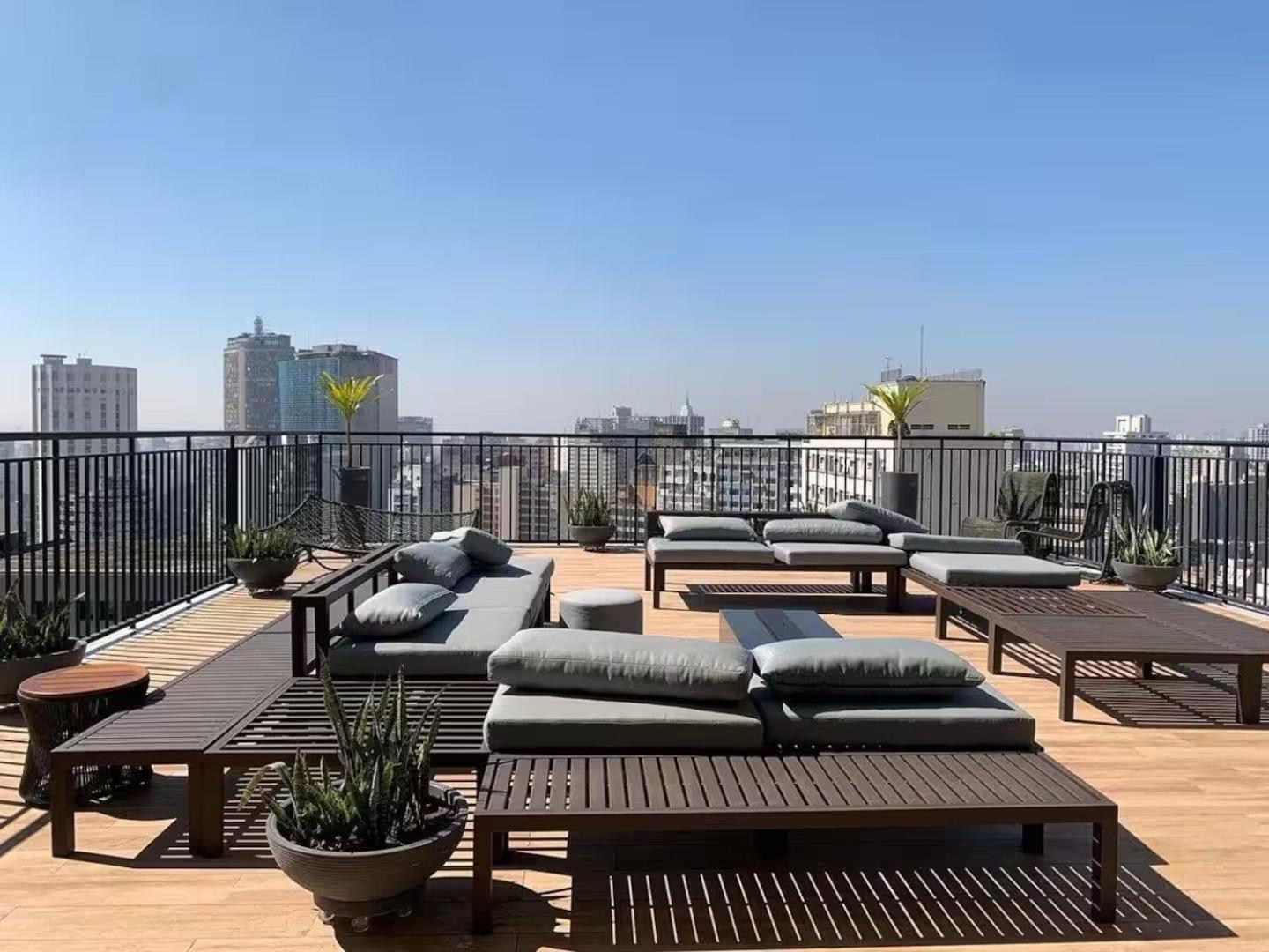 Com Ampla Vista, Pq Augusta, 11 Andar, Metro Apartamento *