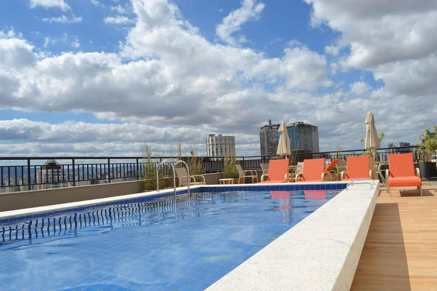 Com Ampla Vista, Pq Augusta, 11 Andar, Metro Apartamento