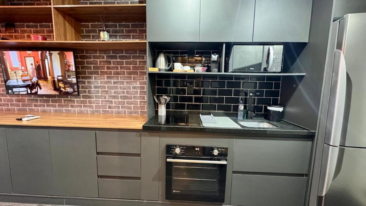 Apartamento Com Ampla Vista, Pq Augusta, 11 Andar, Metro São Paulo