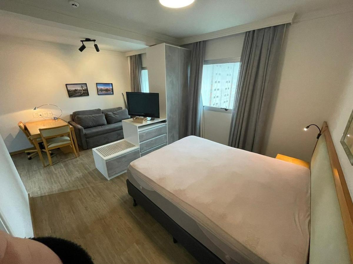 1007 - Quality Oscar Freire - Na R. Oscar Freire Ao Lado Hosp Clinicas Apartamento