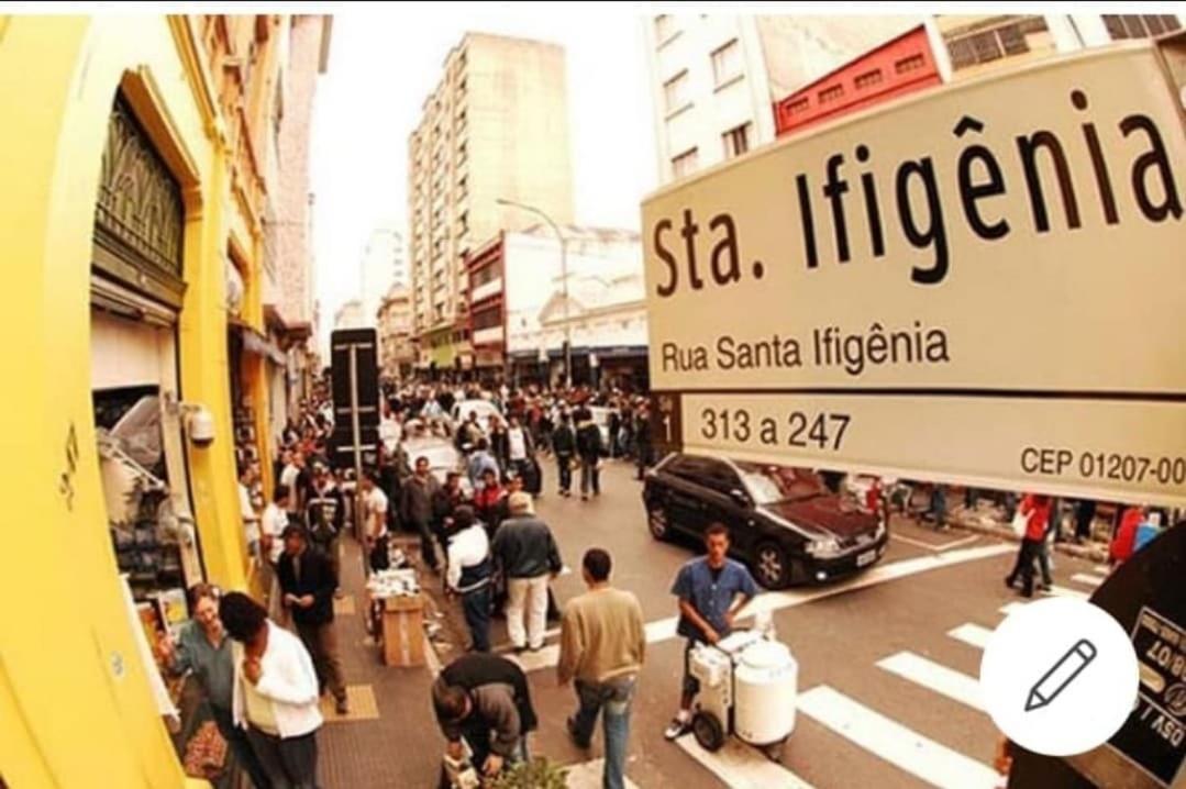 Completo No Centro De *