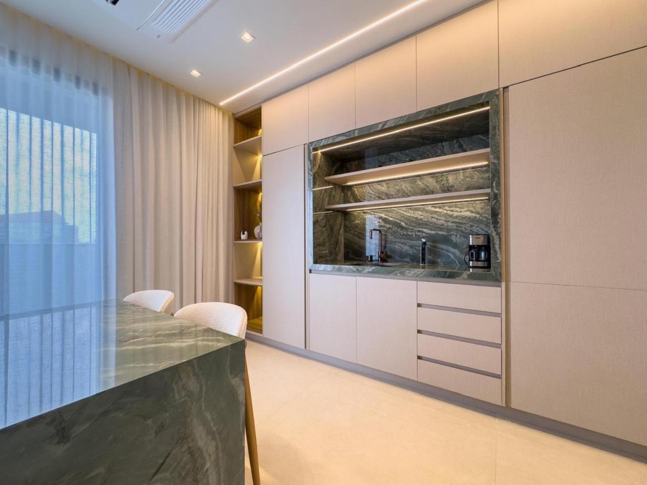 Apartment Vn Millennium