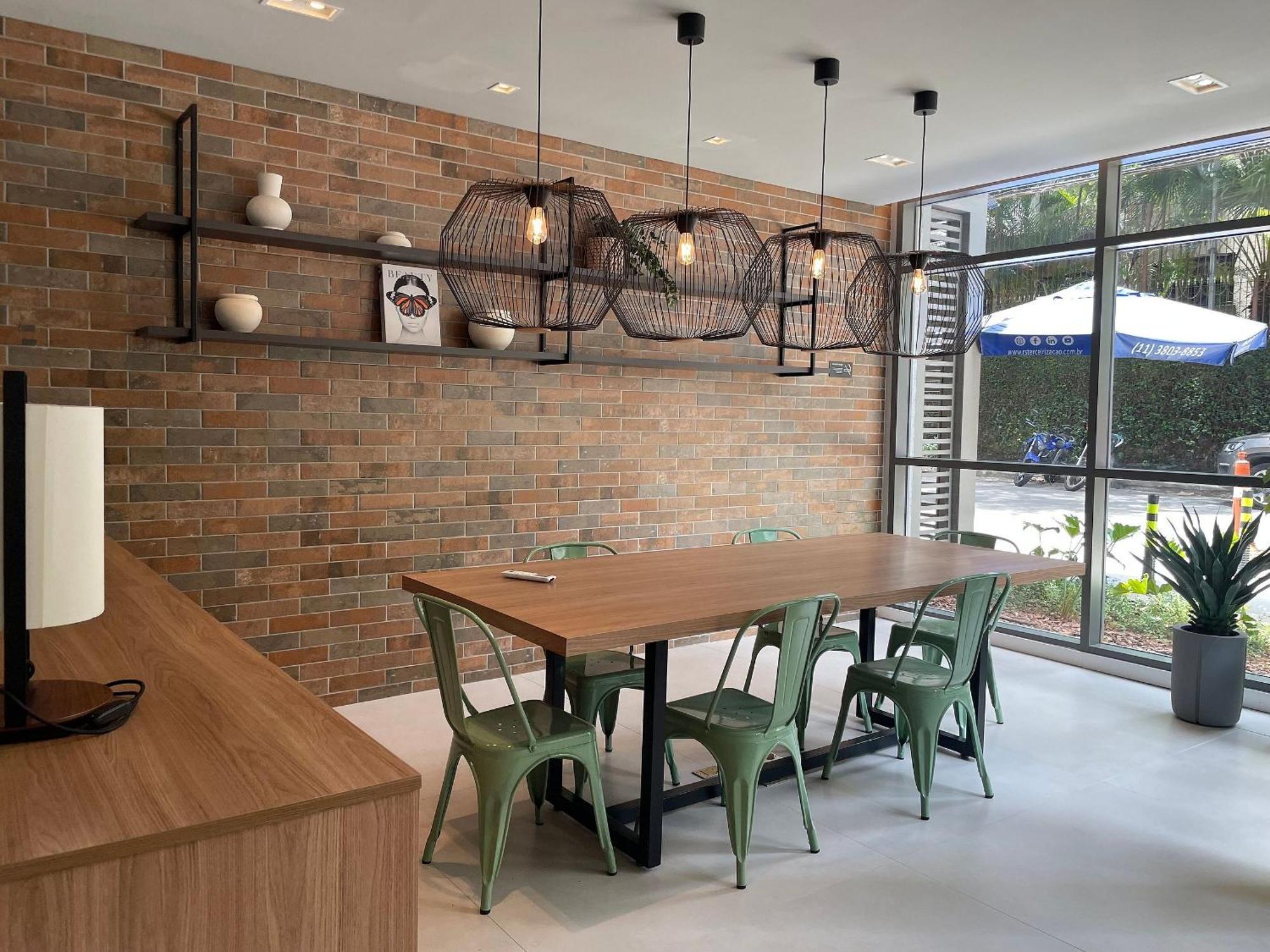 Prime - Brooklin - - Br Apartment *