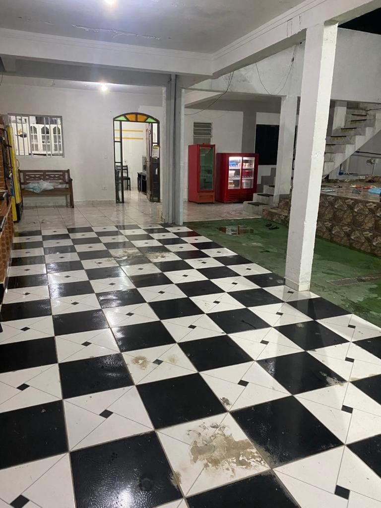 Otima Casa Com Piscina Em Praia Grande Casa de férias São Paulo
