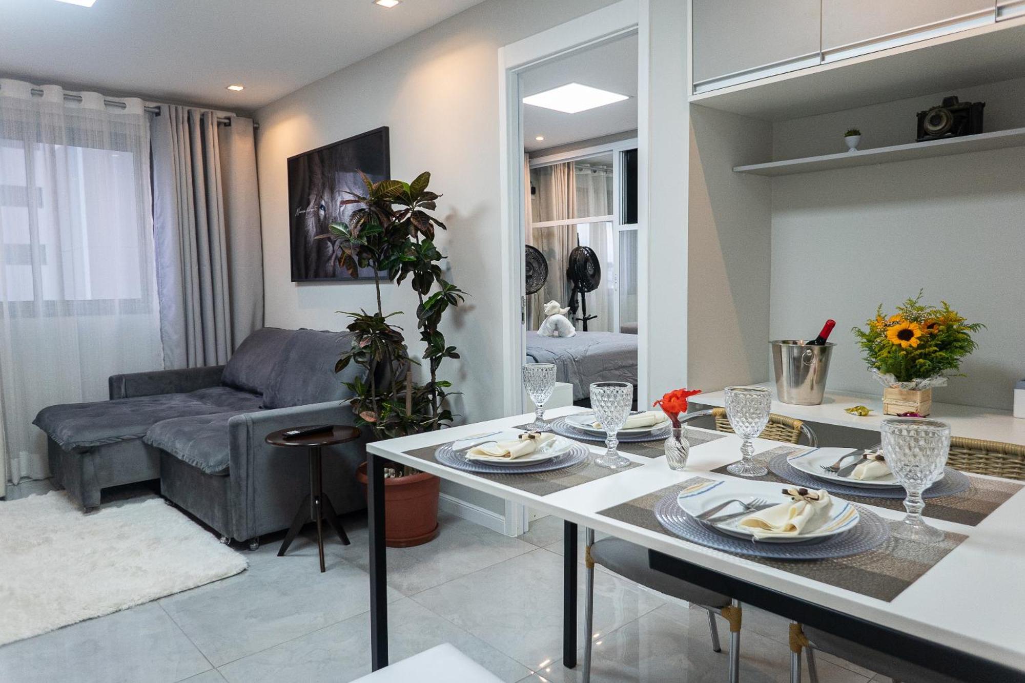 Dos Espelhos Ao Lado Do Metro Na Prudente Apartamento *