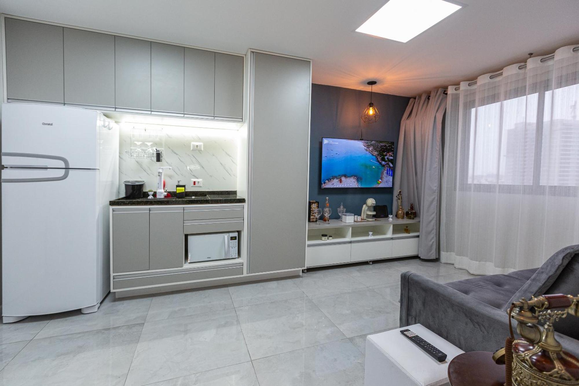 Apartamento Dos Espelhos Ao Lado Do Metro Na Prudente *