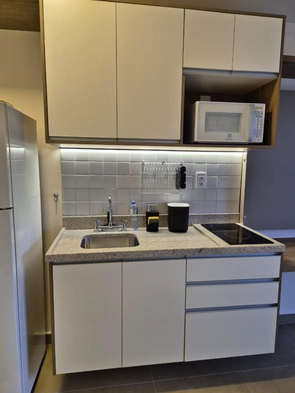 Na Liberdade At 300 M Metro Apartment