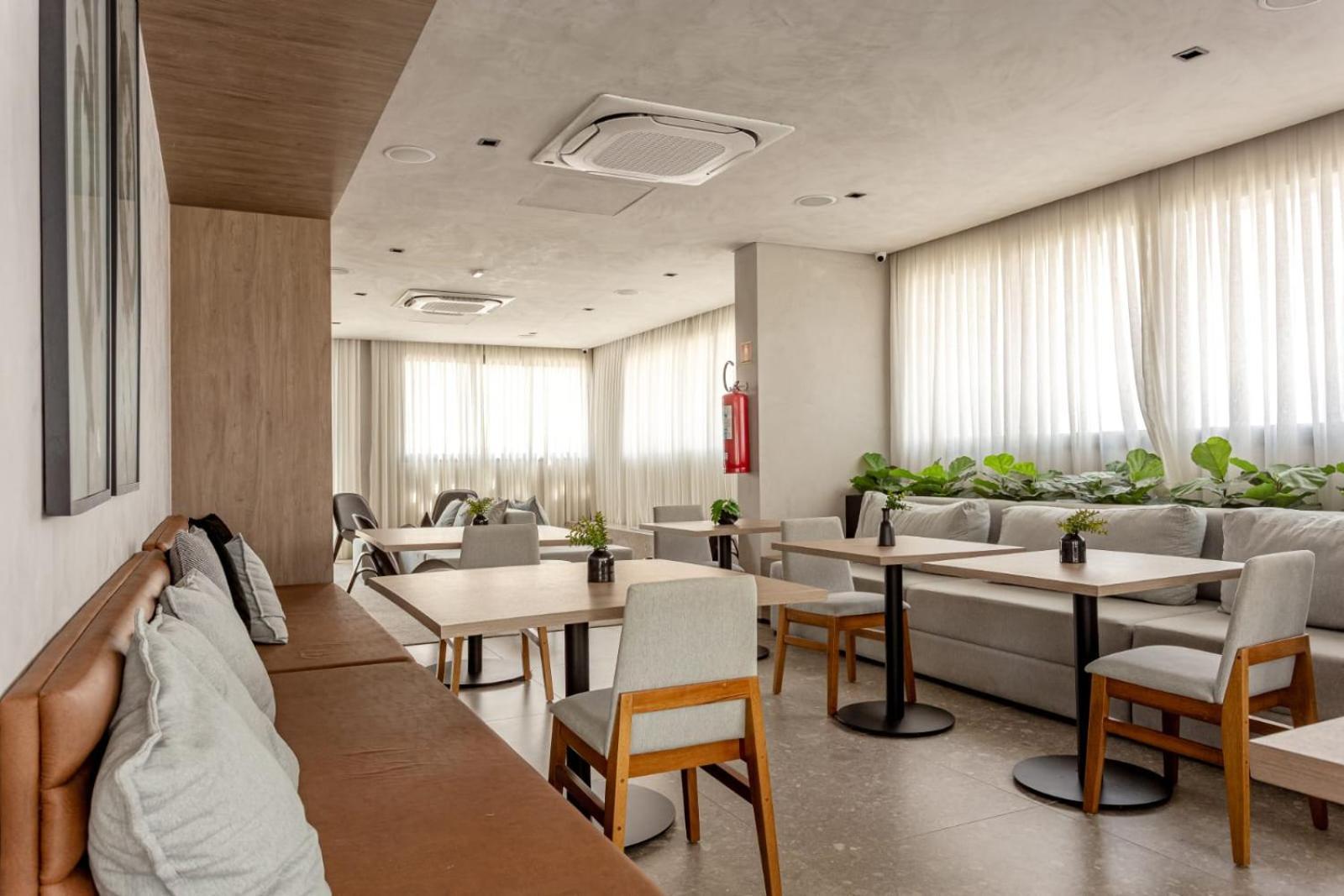 Metro Brooklin - Novo E Charmoso - Completo - Ar Condicionado Apartamento *