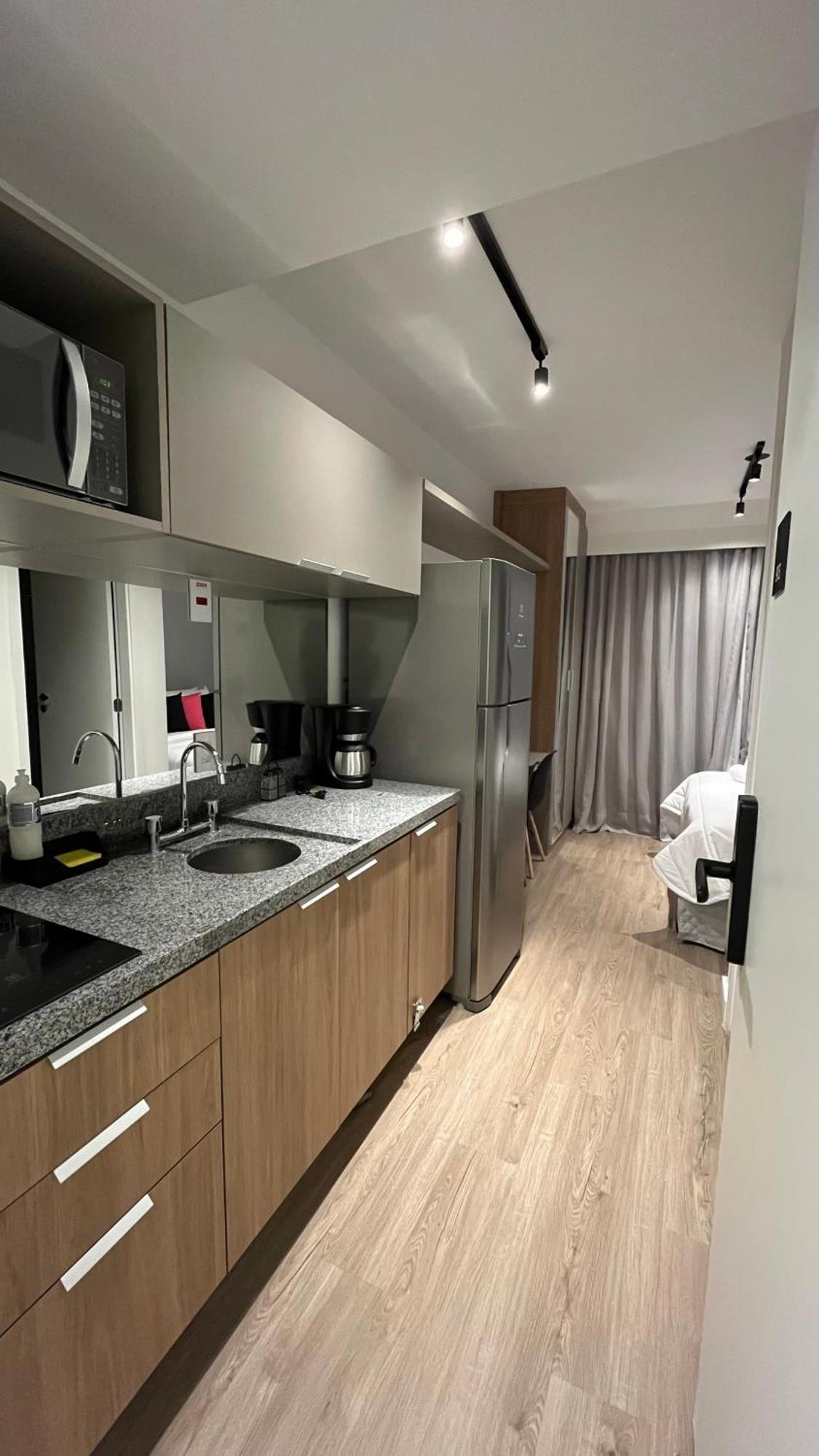 913 Lux Allianz Park Apartment *