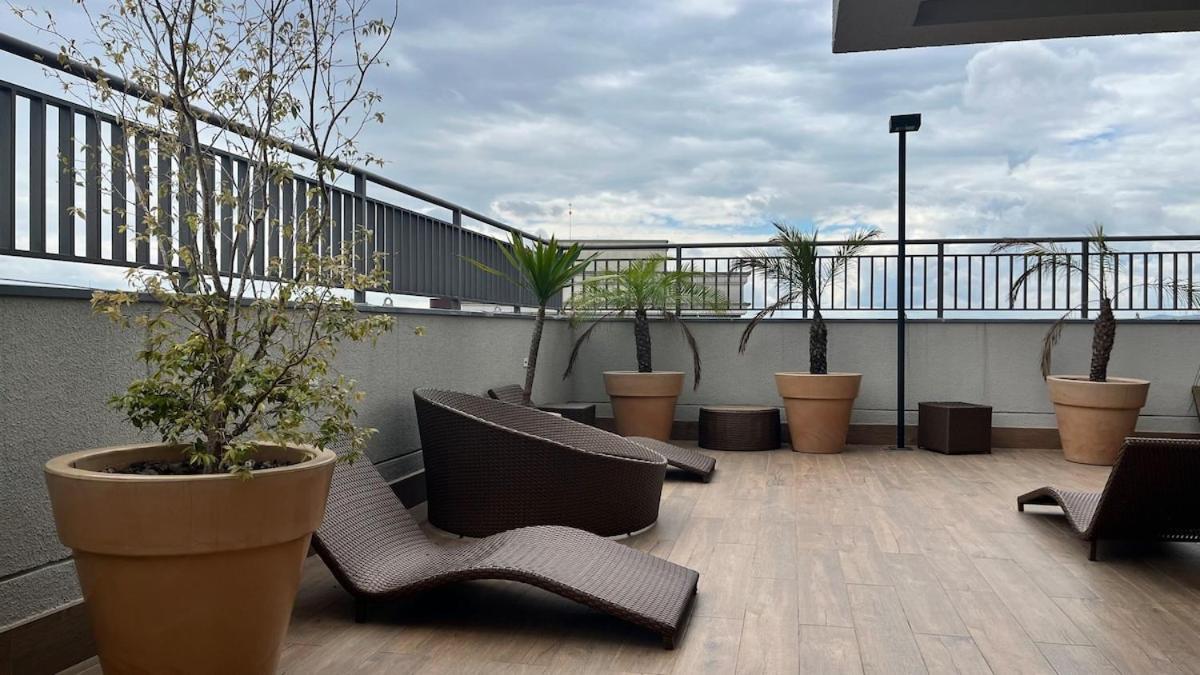 Apartamento Estudio Aconchegante Com Varanda Na Consolacao *
