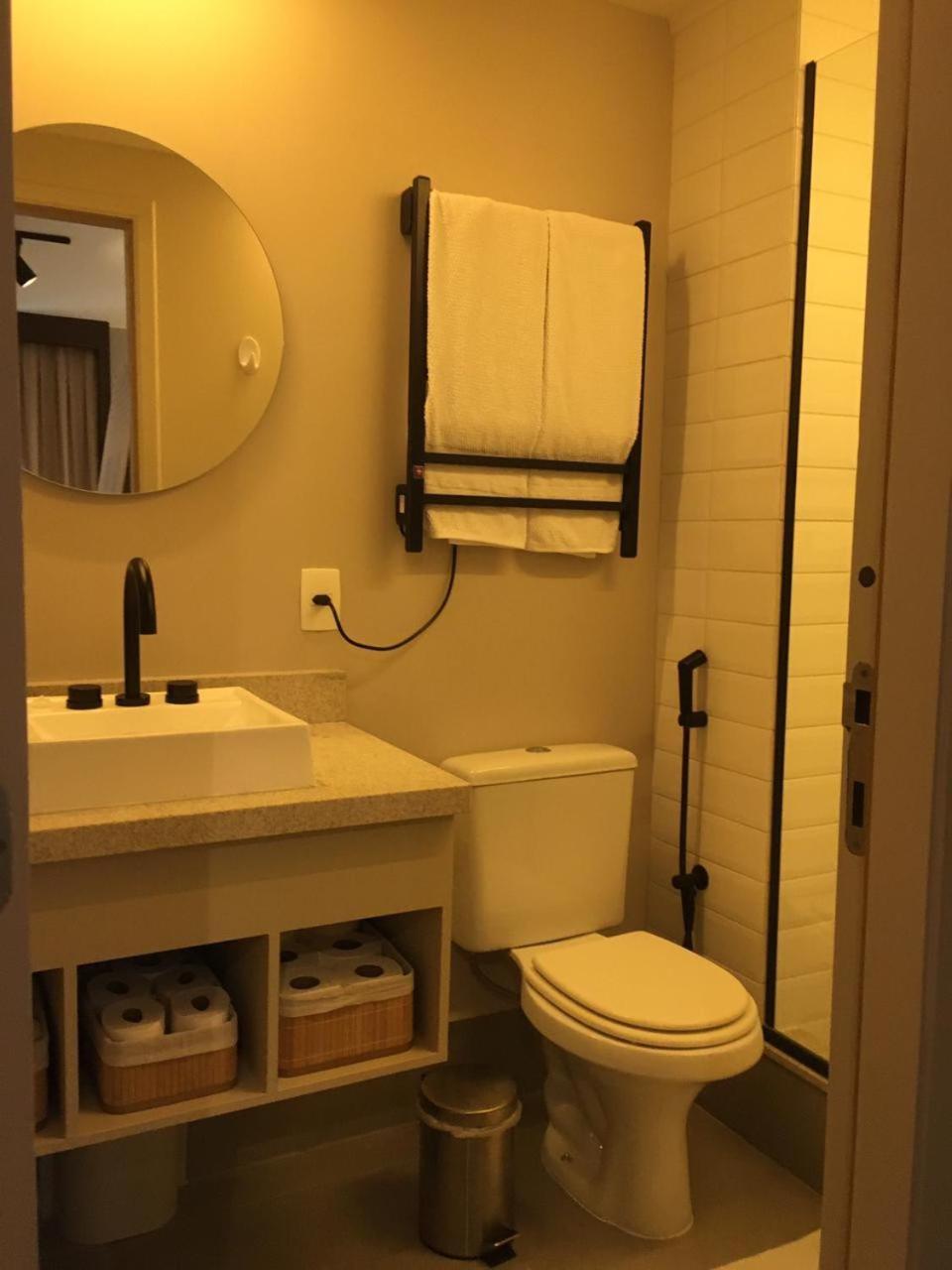 Flat Completo Recem-reformado São Paulo