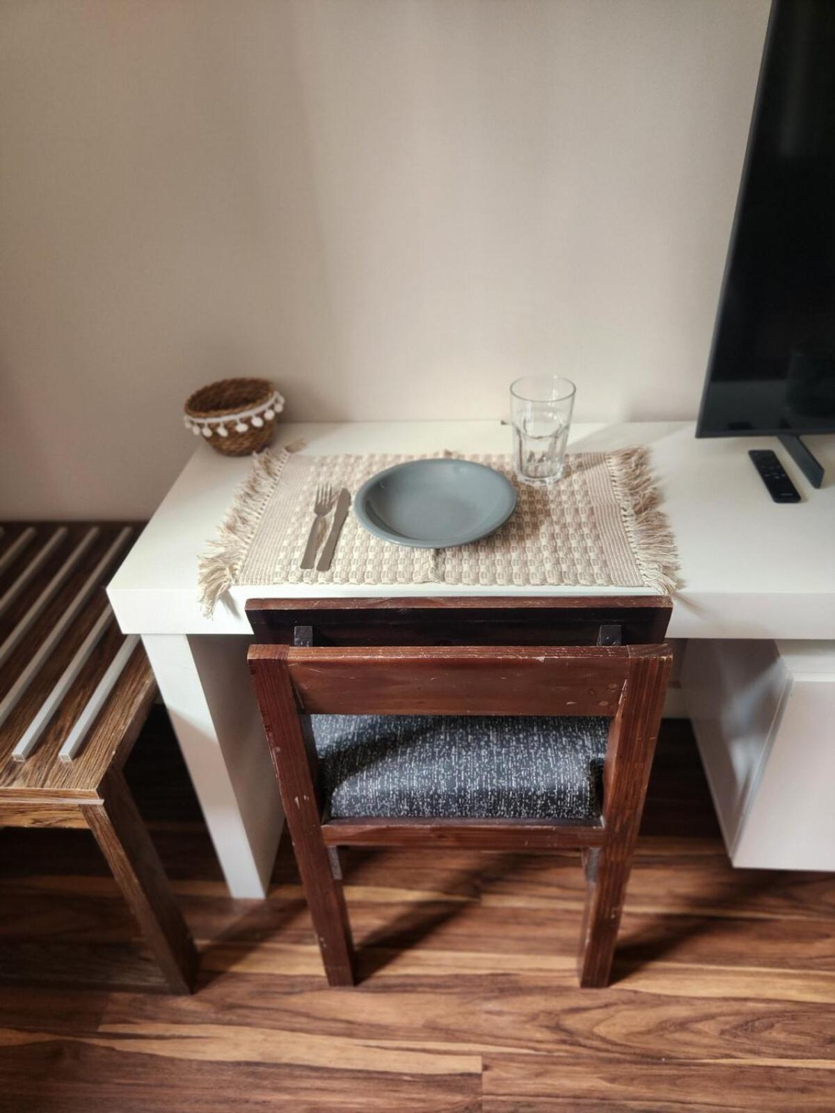 Flat Completo Recem-reformado * São Paulo