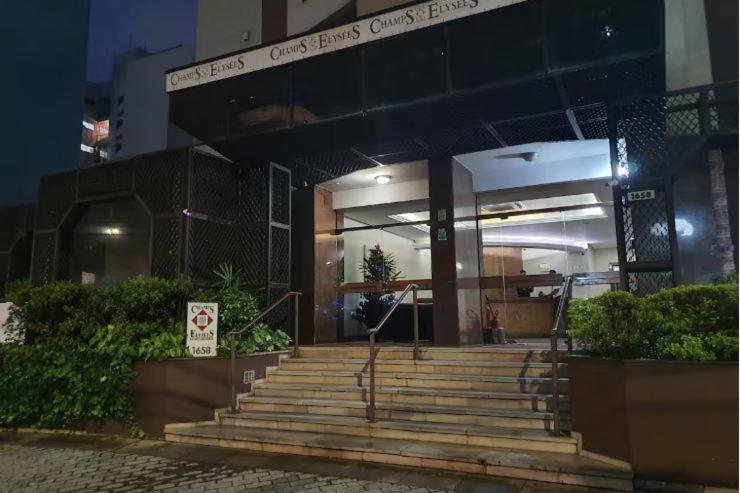 Flat Av Rio Branco * São Paulo