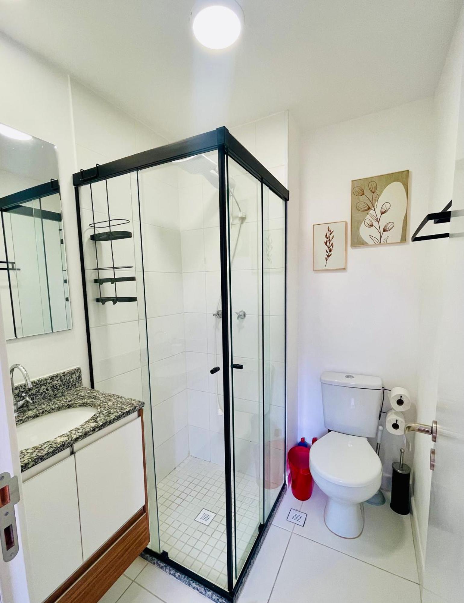 18 - Centro De Sp, 200m Metro Bras Apartamento *