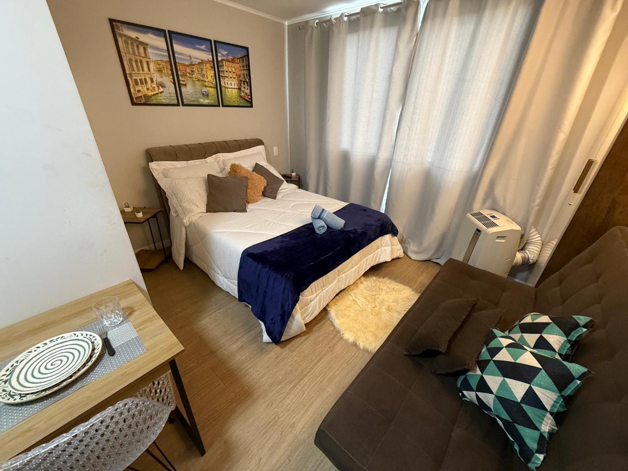 Veneza Prox Metro Bras, Feirinha Madrugada, 25 Marco, Templo Salomao Apartamento
