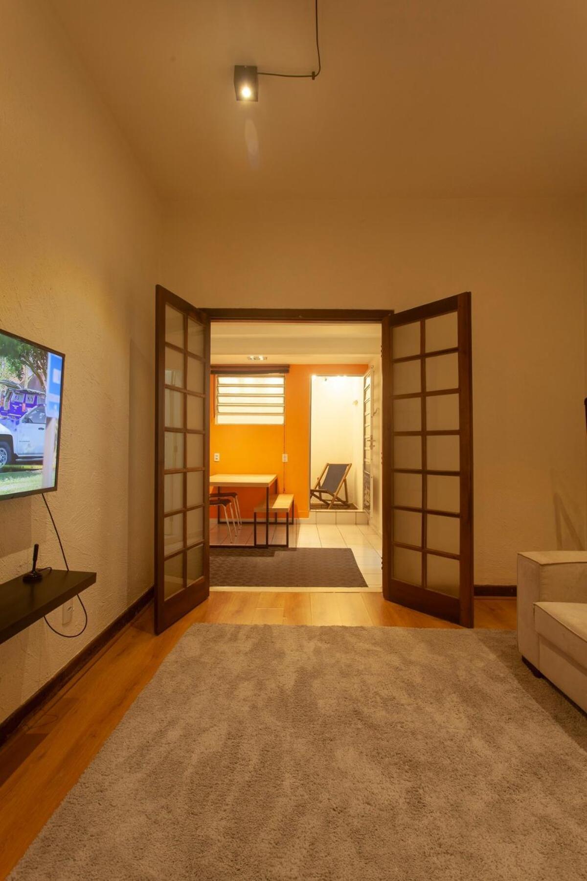 2 Dorm Em Um Predio Charmoso Da Decada De 1950 * Sao Paulo