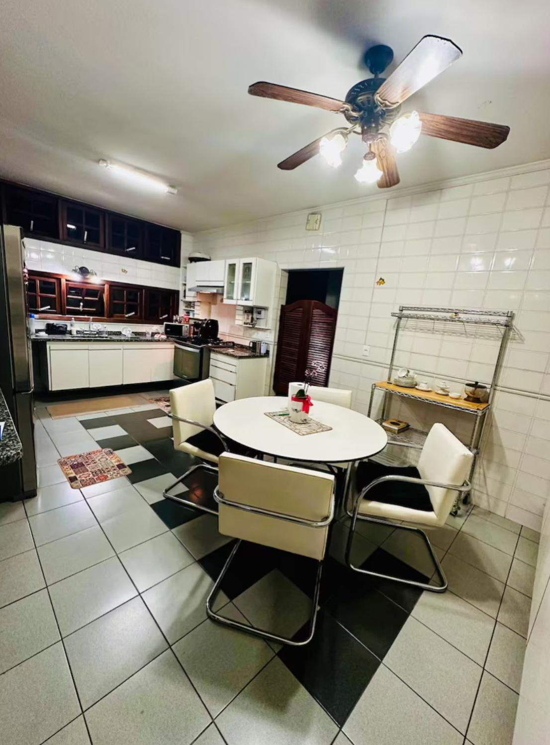 Acomodação com café da manhã  Linda Master No Jd Marajoara Em Casa De Alto Padrao São Paulo