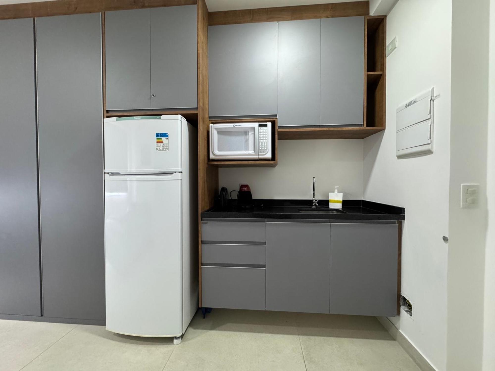 Apartamento 513 - Cozy & Complete, Walk To Hospitals, Ibirapuera & Av Paulista! *