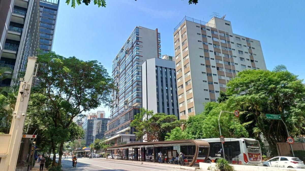 Proximo Avenida Paulista Masp * São Paulo