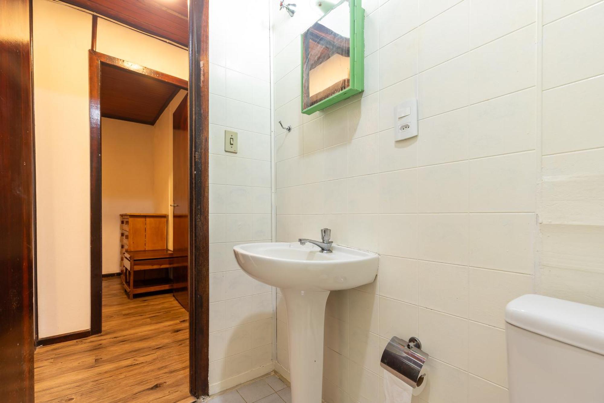 Casa de férias Chacara Pe N'agua, 80 Km De Sp, Piscina E Aquecido *