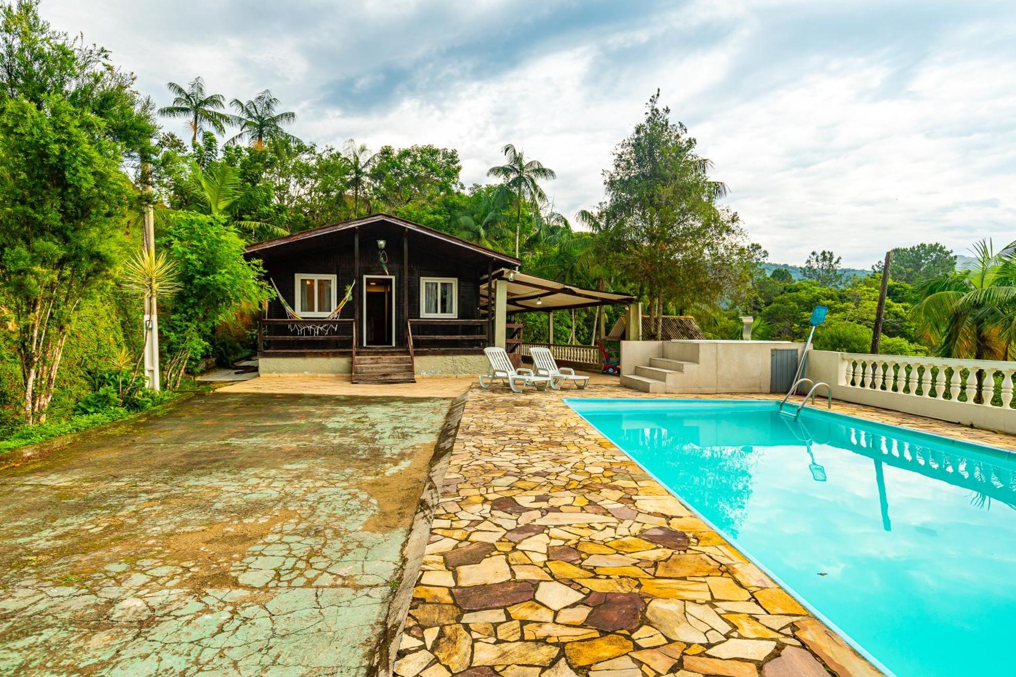 Chacara Pe N'agua, 80 Km De Sp, Piscina E Aquecido Casa de férias