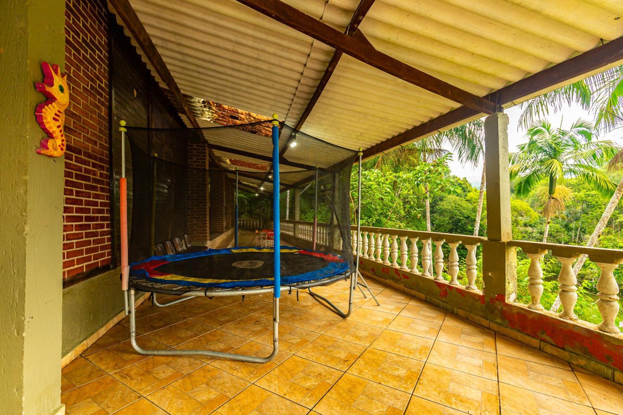 Chacara Pe N'agua, 80 Km De Sp, Piscina E Aquecido Casa de férias *