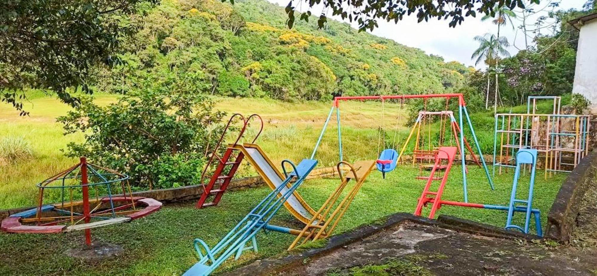 Chacara Pe N'agua, 80 Km De Sp, Piscina E Aquecido Casa de férias São Paulo
