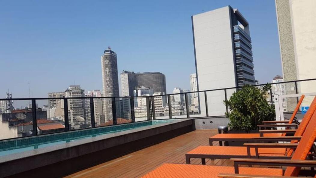 With Pool And Garage, 300m Metro 99 Apartment