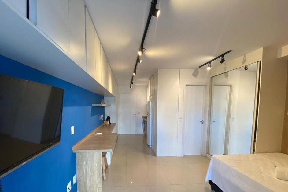 With Pool And Garage, 300m Metro 99 *