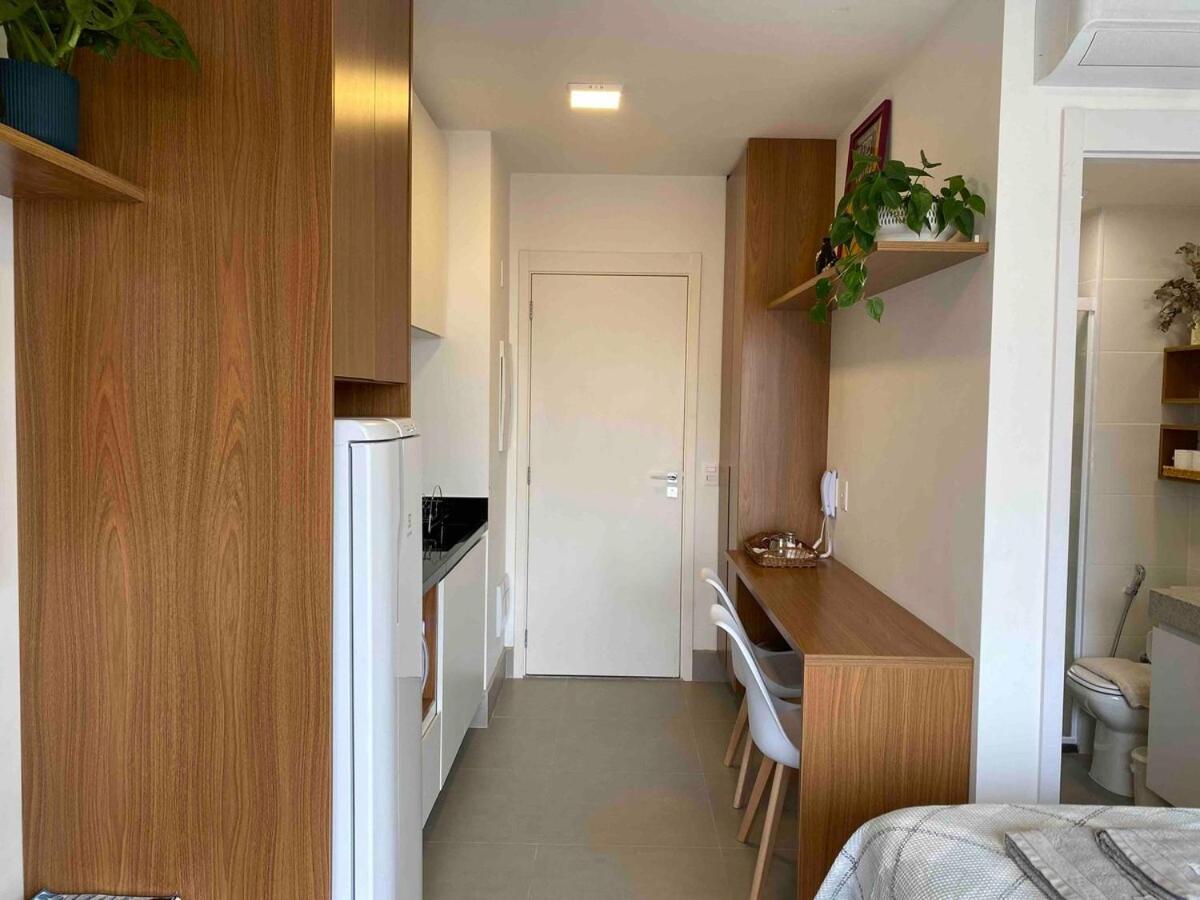 Em Pinheiros A Uma Quadra Da Faria Lima Apartment