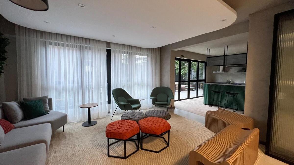 Prox Ao Shopping Eldorado E Metro Faria Com Piscina E Academia Apartamento *