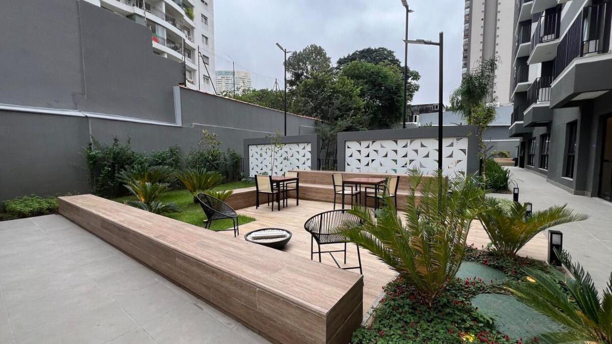 Prox Ao Shopping Eldorado E Metro Faria Com Piscina E Academia * São Paulo