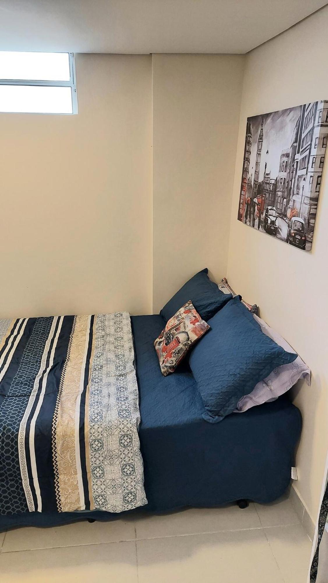 London Na Mariana Prox Metro Apartment *