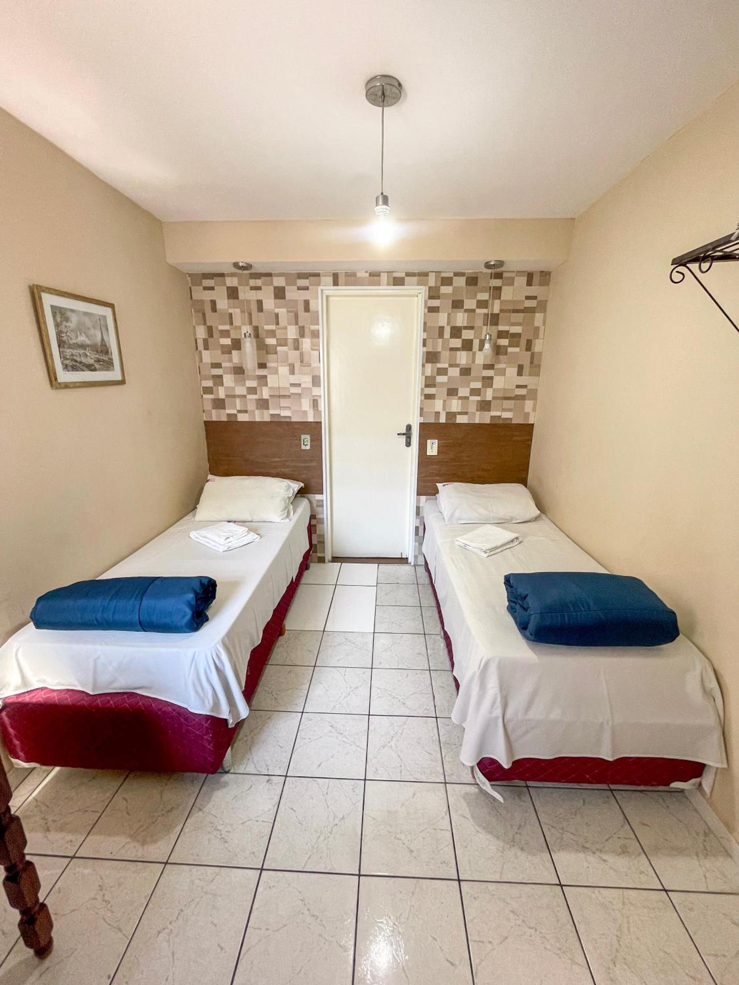 Dos Franceses Inn