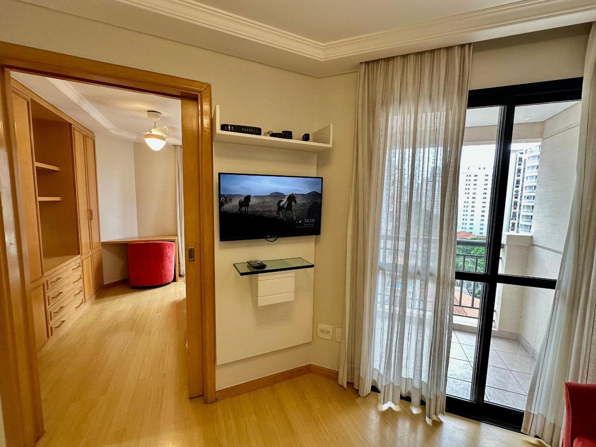 Apartamento Moema C Limpeza E Garagem 02 Dts - Uh72