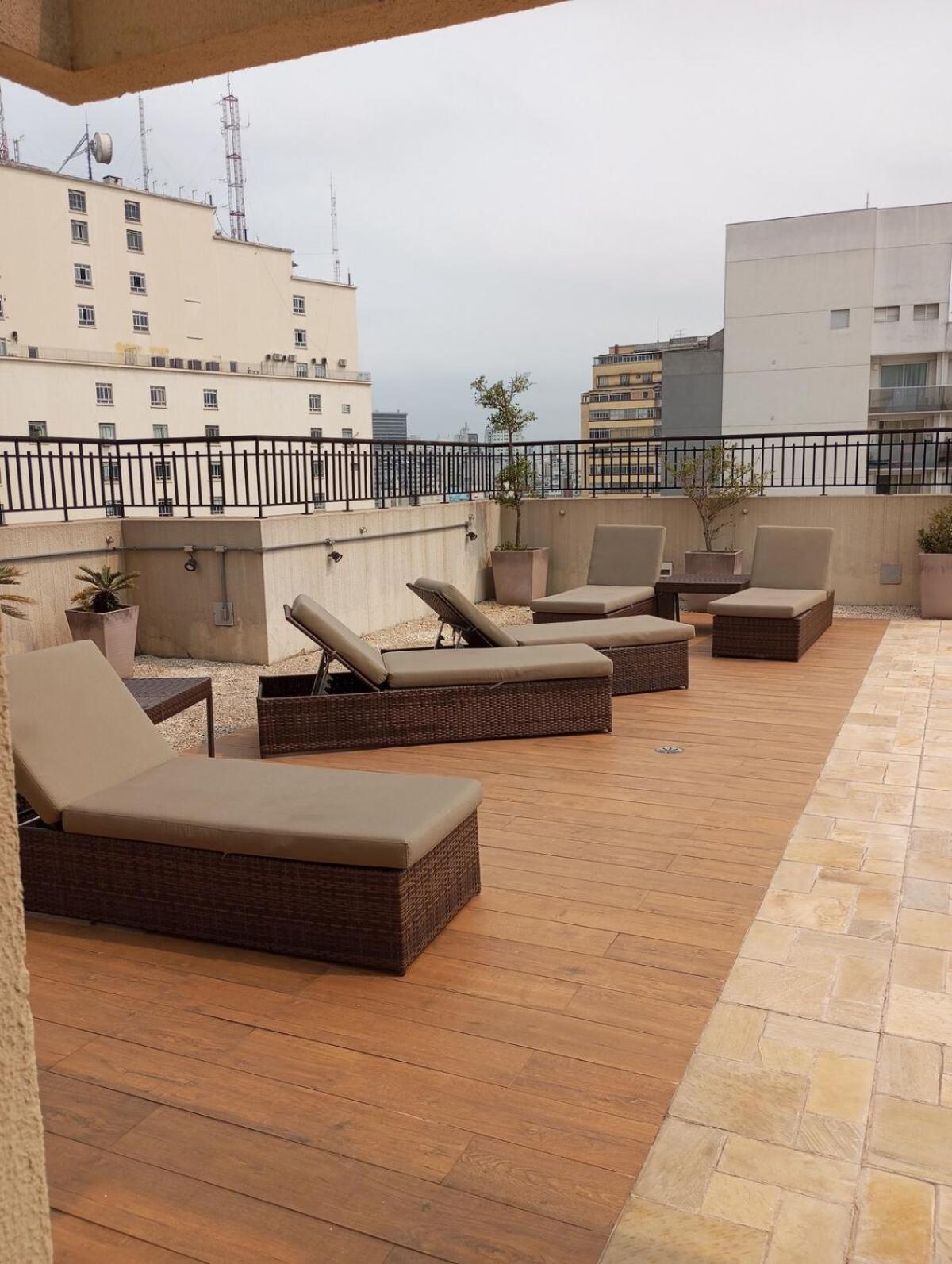 Apartamento Luxo Com Garagem Gratis, 25 Marco, Bras, Santa Efigenia, Expo Center Norte, Bom Retiro *