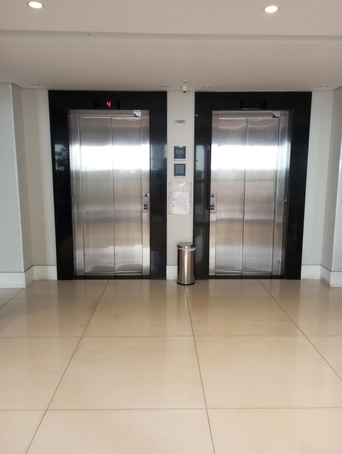 Luxo Com Garagem Gratis, 25 Marco, Bras, Santa Efigenia, Expo Center Norte, Bom Retiro Apartamento