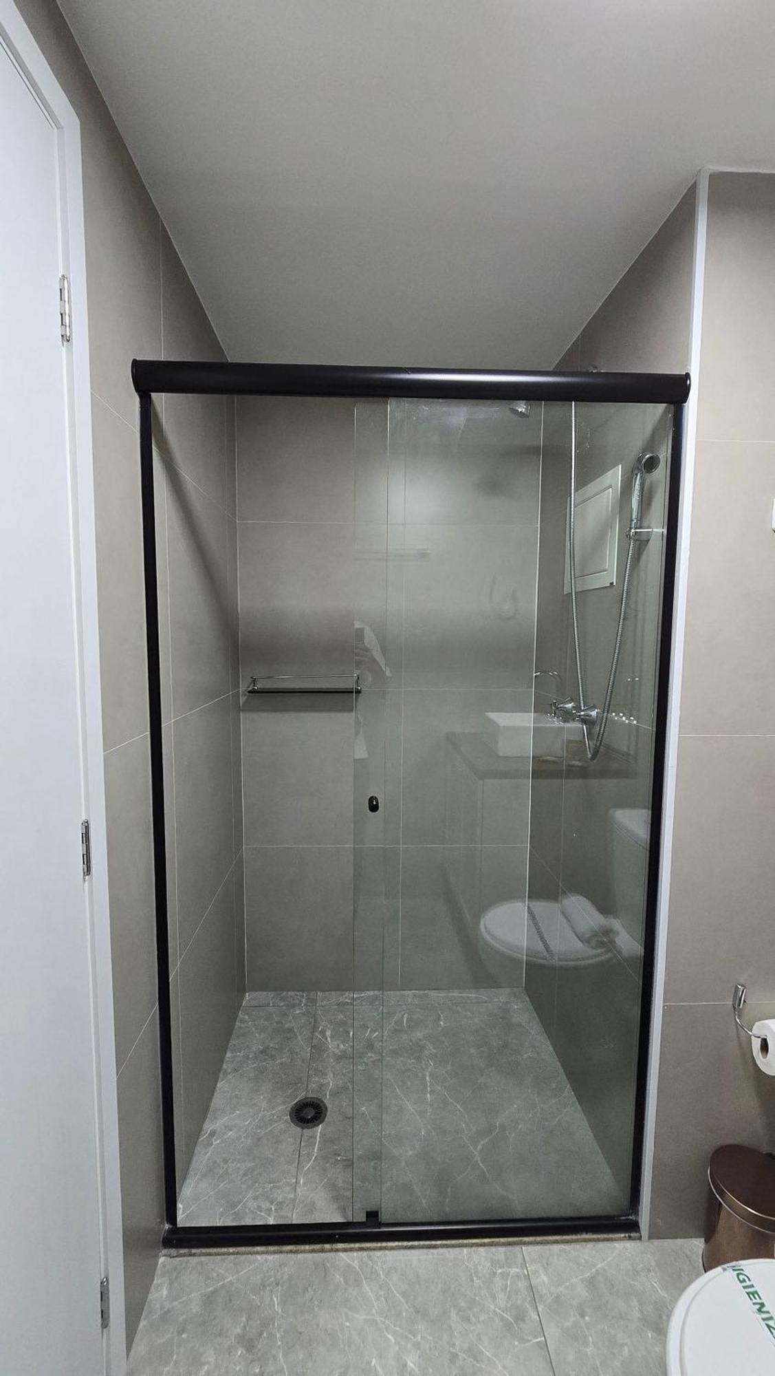 Hous Mitre Broklin - Riosampa Flats *