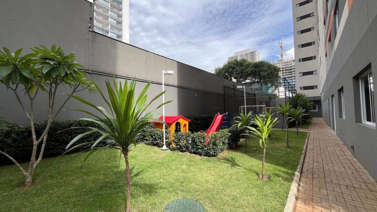 Apartamento Ap Com Ar Condicionado, A 100 Passos Do Metro Bras