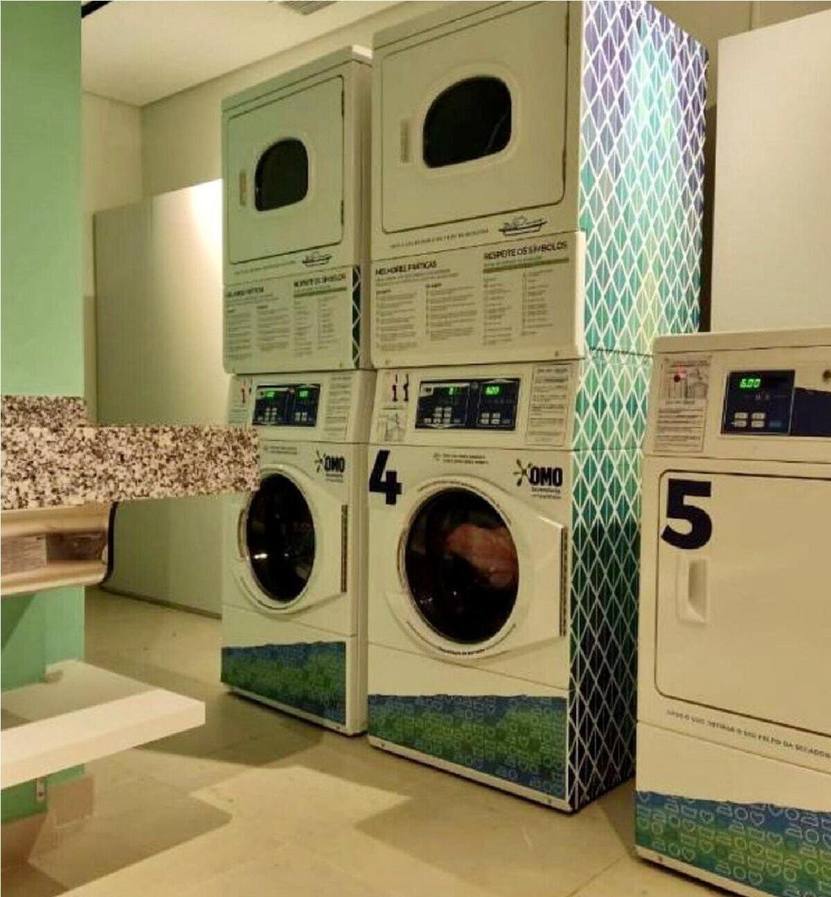 Apartamento Ap Com Ar Condicionado, A 100 Passos Do Metro Bras *