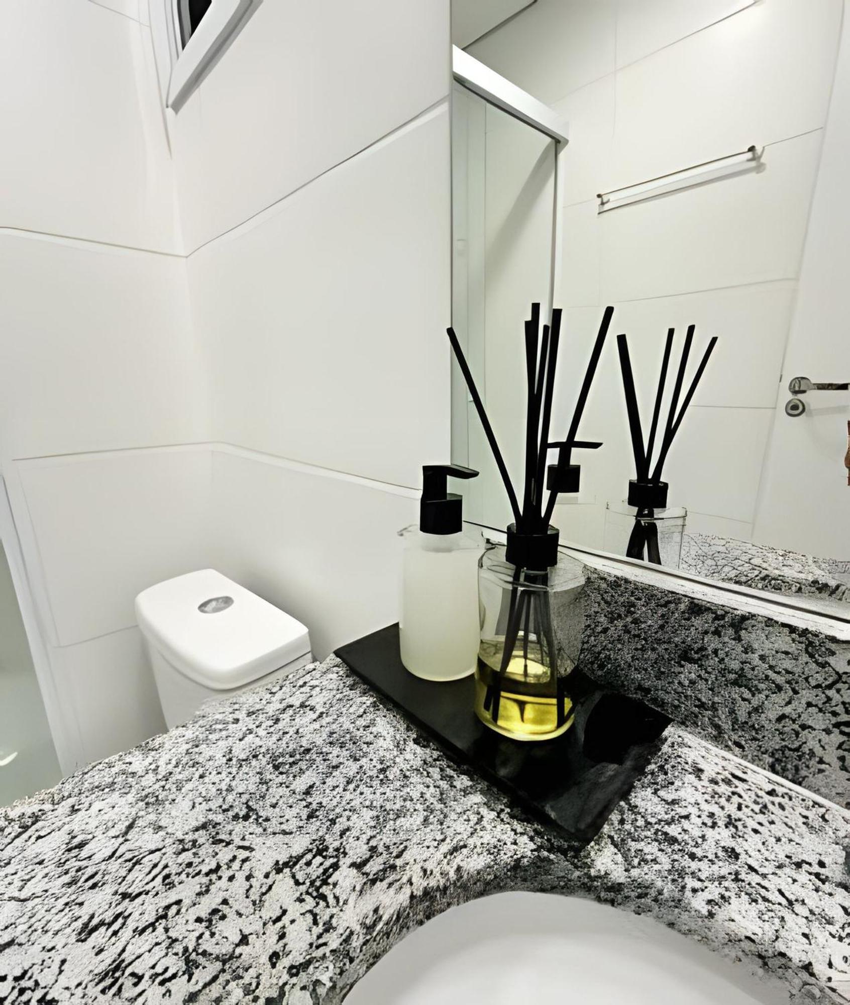 Apartamento 1119 C/garagem Proximo Ao Metro Butanta Usp