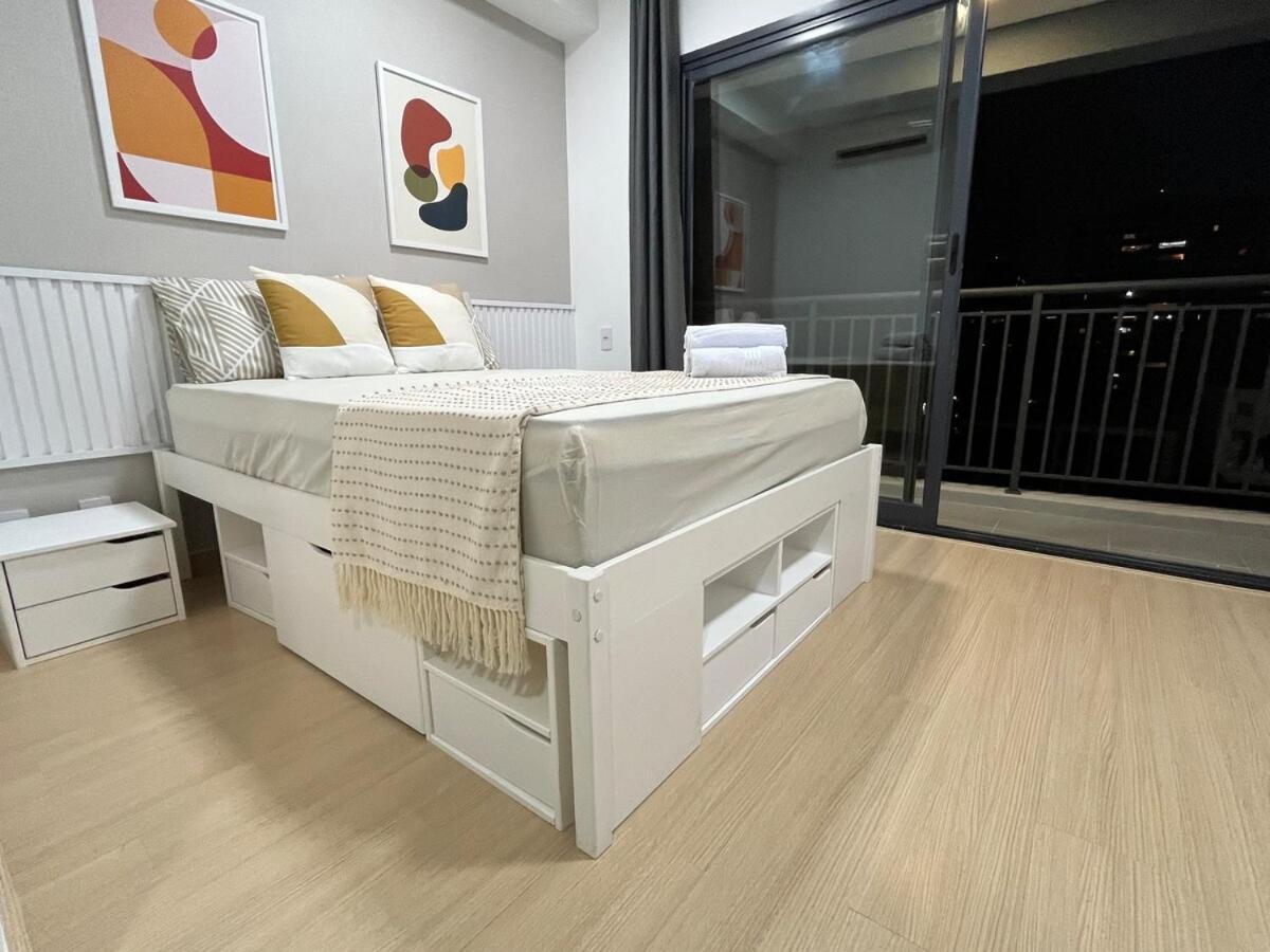 Sweet Brooklin - American Consulate Apartment *