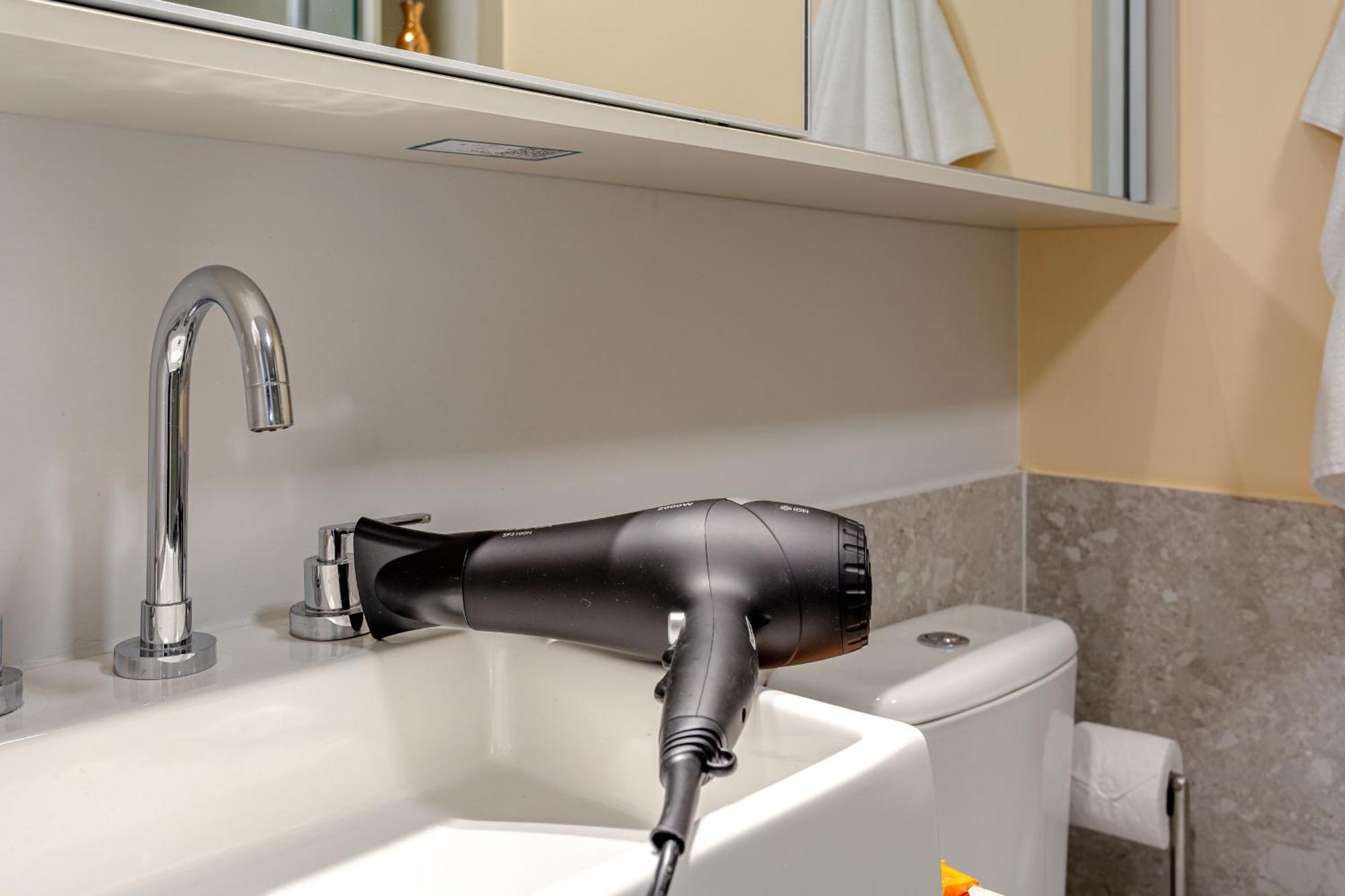 Apartment Moderno Em Pinheiros Com Ac | Brazilian Corner Sao Paulo