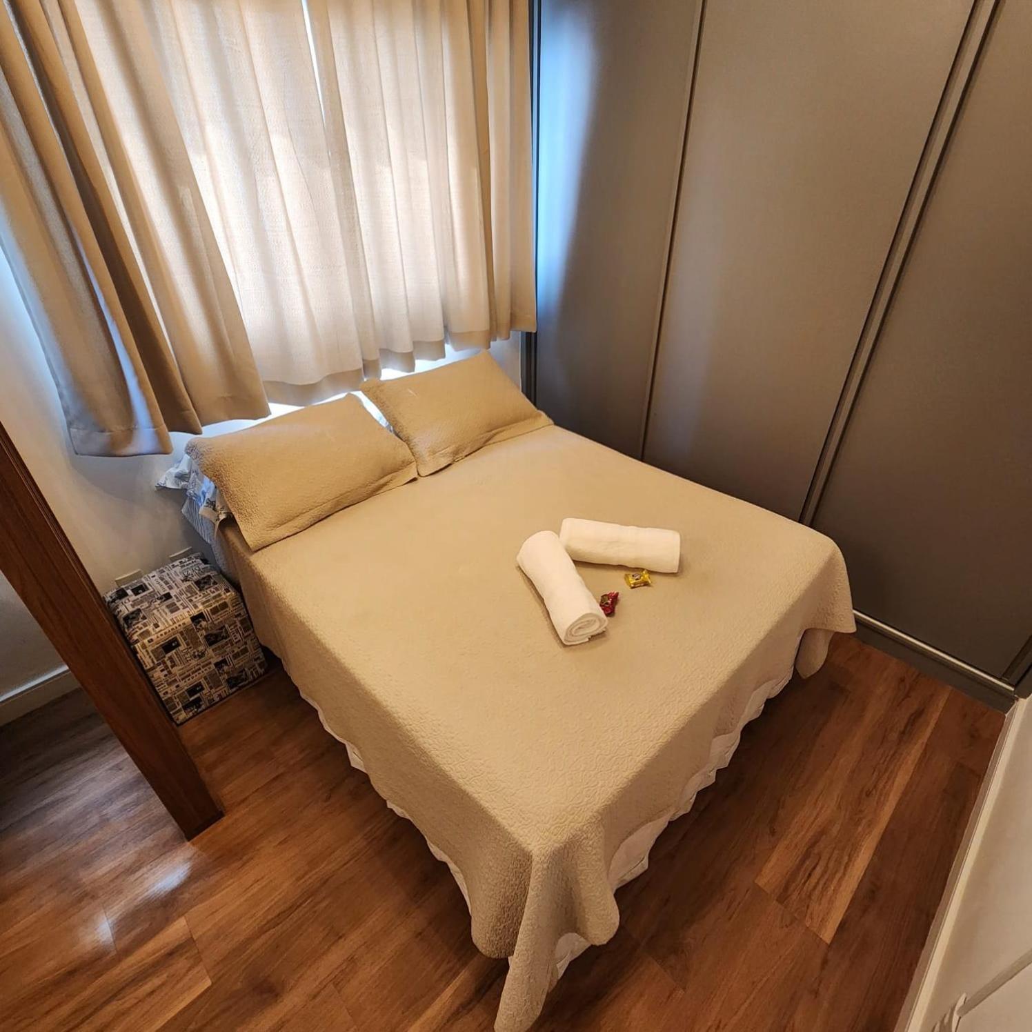 Apartamento Estudio Confort Com Estacionamento E Cafe Da Manha Gratis Durante A Semana *