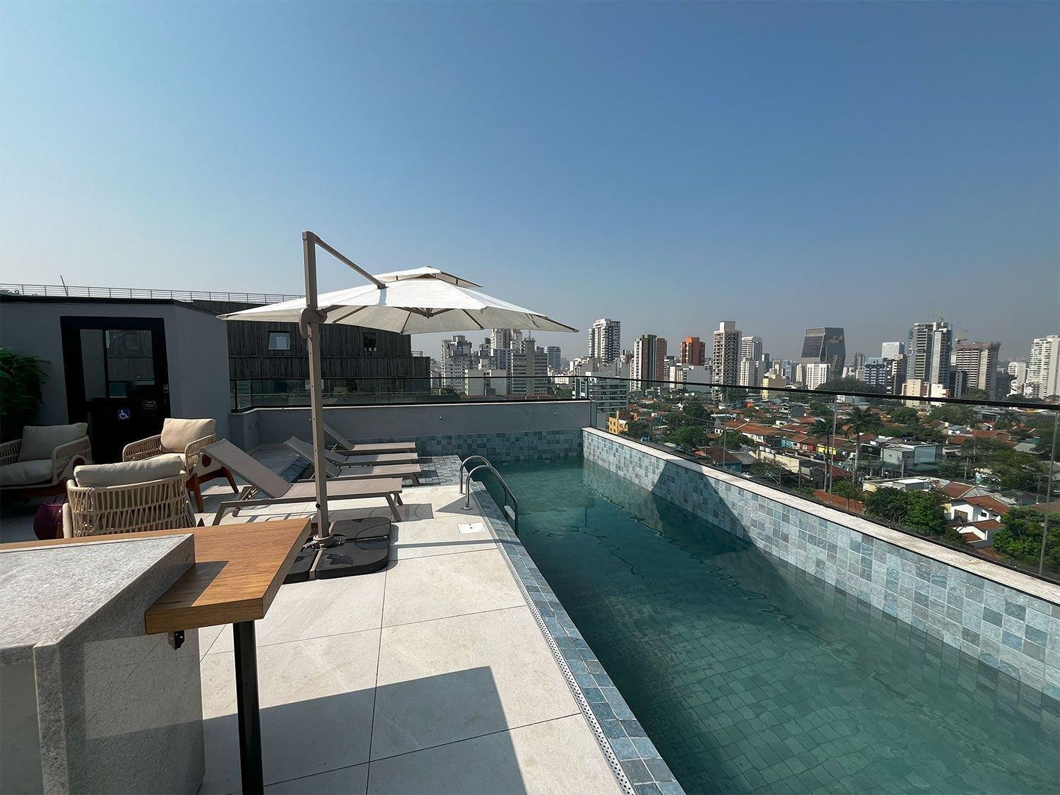 Apartamento Rooftop - Garagem, Cama Queen, A/c E Piscina - V. Madalena - 15 Min Da Faria Lima São Paulo