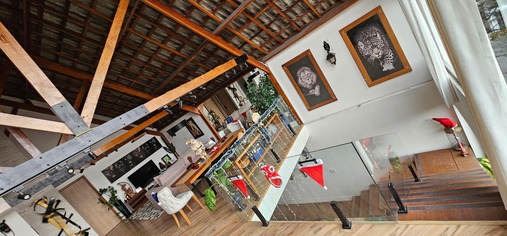 Chale Atelie Poder Pedras Acomodação com café da manhã 