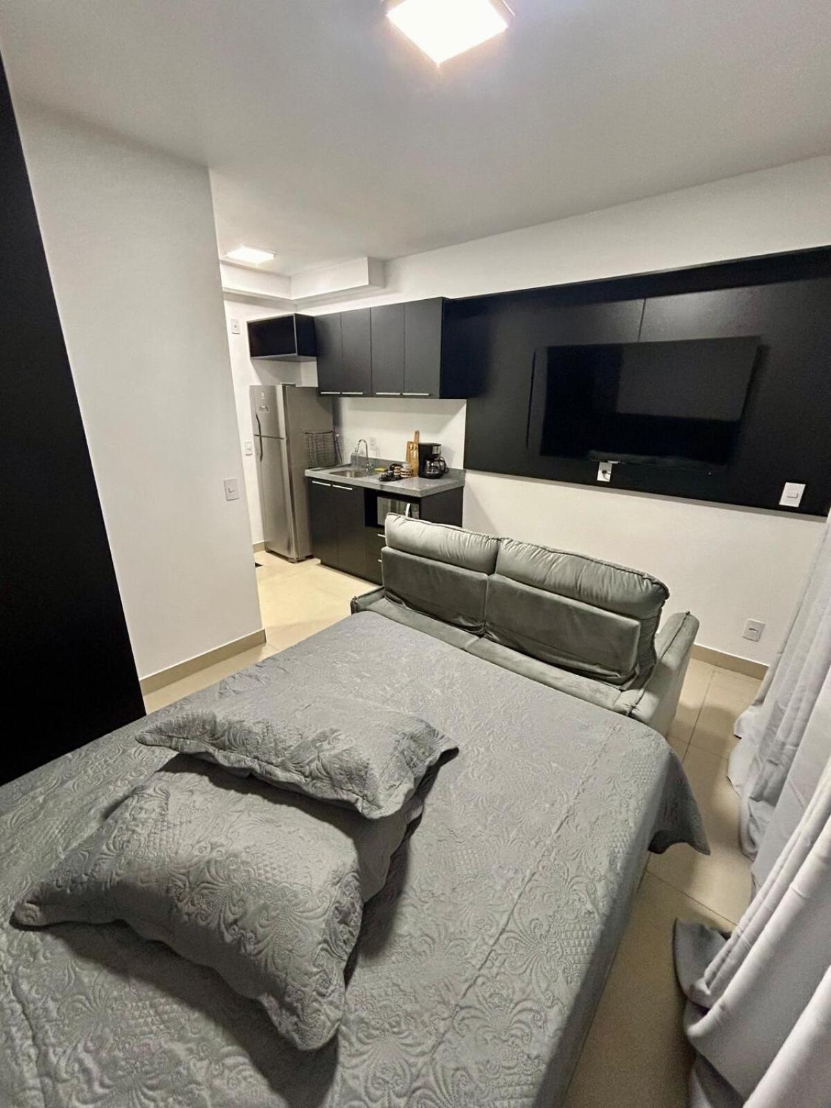 Apartamento Completo Com Piscina