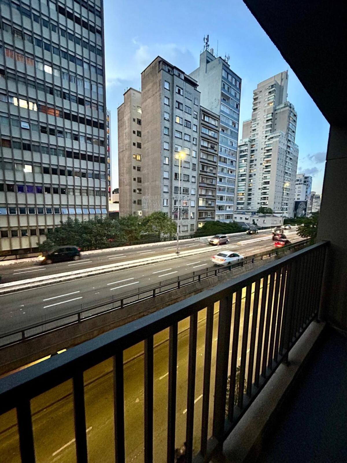 Apartamento Completo Com Piscina