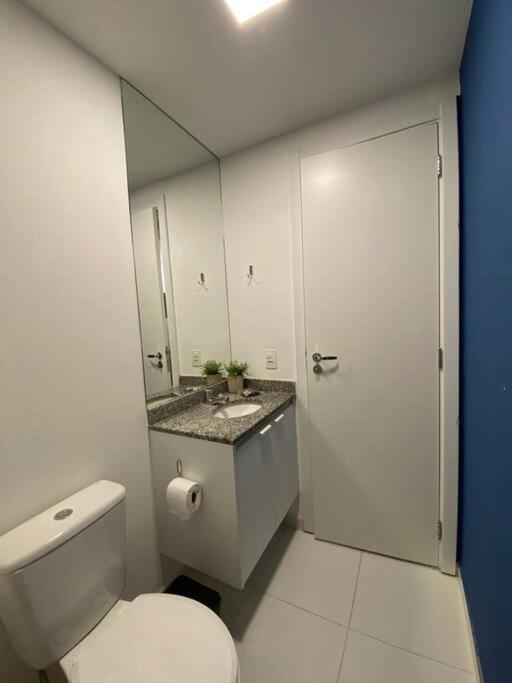 Colorful Windows - Novo Na Liberdade Apartamento