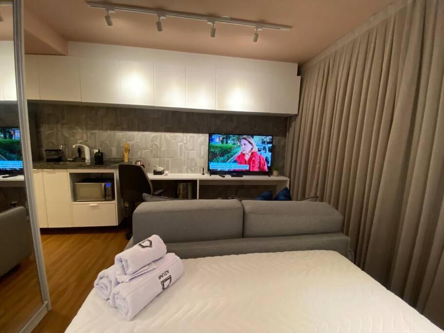 Colorful Windows - Novo Na Liberdade Apartamento *